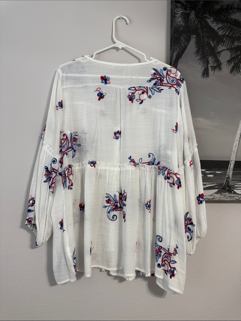 Hope Springs 🇺🇸Red White Blue Embroidered Peasant Blouse - Picture 8 of 10